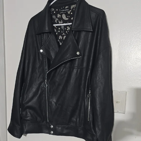 For Love & Lemons NWT Womens Black Dillon Faux Leather Moto Jacket Size M - Picture 4 of 6